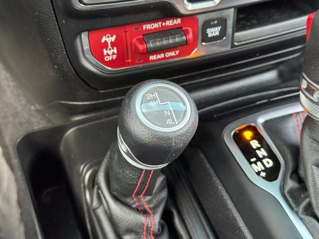 2020 Jeep Wrangler Unlimited Rubicon w/ Heated Steering Wheel + Navigation