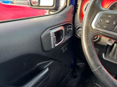 2020 Jeep Wrangler Unlimited Rubicon w/ Heated Steering Wheel + Navigation