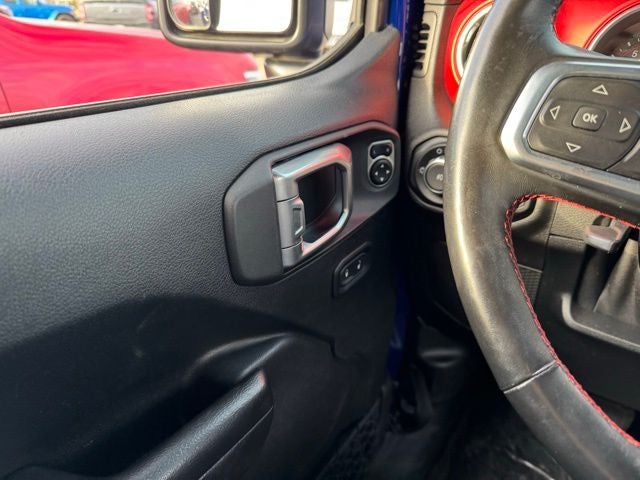 2020 Jeep Wrangler Unlimited Rubicon w/ Heated Steering Wheel + Navigation