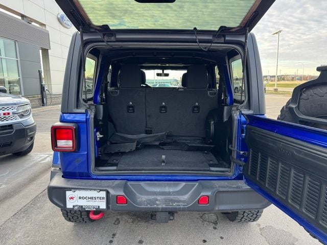 2020 Jeep Wrangler Unlimited Rubicon w/ Heated Steering Wheel + Navigation