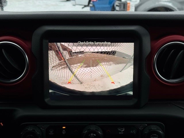 2020 Jeep Wrangler Unlimited Rubicon w/ Heated Steering Wheel + Navigation