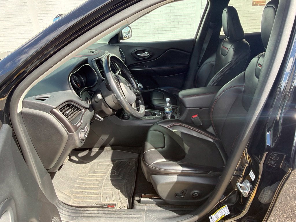 2020 Jeep Cherokee Trailhawk