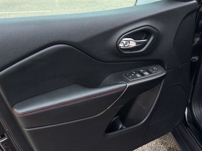 2020 Jeep Cherokee Trailhawk