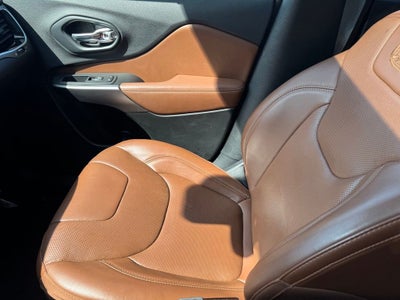 2020 Jeep Cherokee Overland