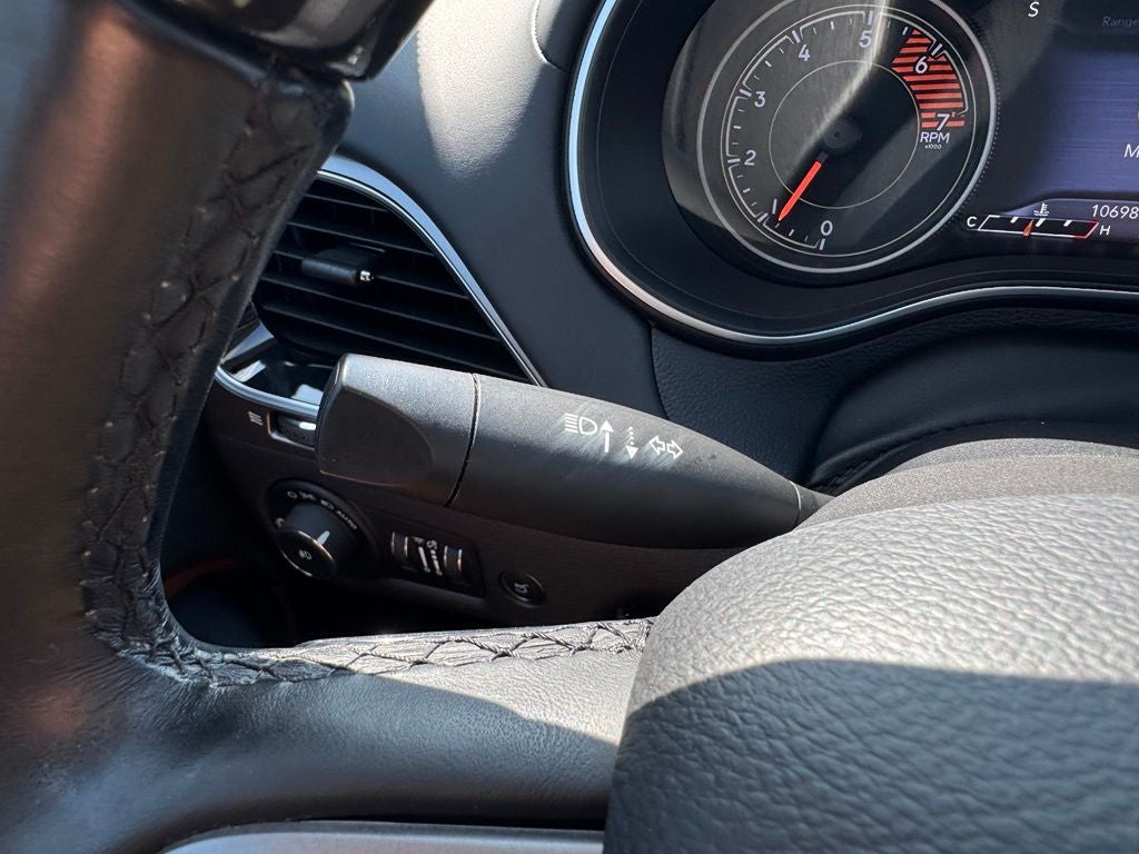 2020 Jeep Cherokee Overland