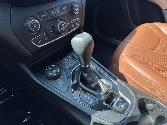 2020 Jeep Cherokee Overland