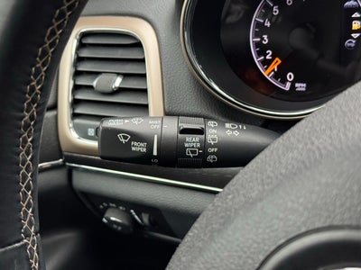 2017 Jeep Grand Cherokee Limited w/ Panoramic Sunroof + Trailer Tow Package