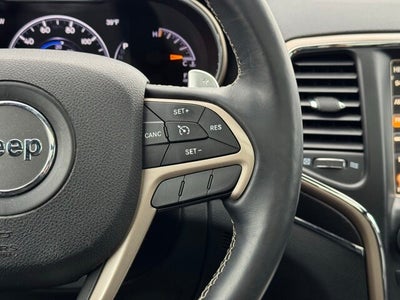 2017 Jeep Grand Cherokee Limited w/ Panoramic Sunroof + Trailer Tow Package