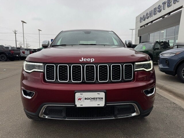 2017 Jeep Grand Cherokee Limited w/ Panoramic Sunroof + Trailer Tow Package