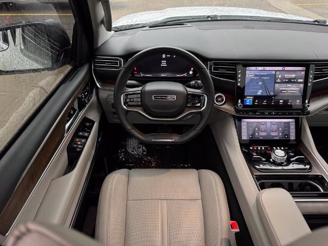 2023 Jeep Grand Wagoneer Base