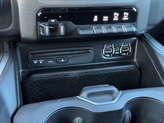 2019 RAM 1500 Big Horn/Lone Star w/ Heated Steering Wheel + Remote Start