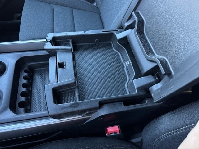 2019 RAM 1500 Big Horn/Lone Star w/ Heated Steering Wheel + Remote Start