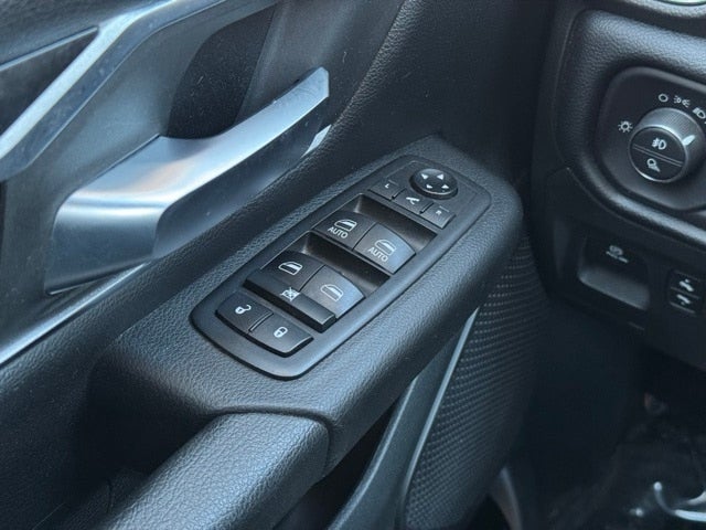 2019 RAM 1500 Big Horn/Lone Star w/ Heated Steering Wheel + Remote Start