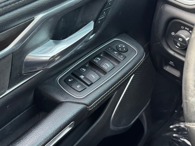 2022 RAM 1500 Laramie w/ Blindspot Detection + Heated Steering Wheel