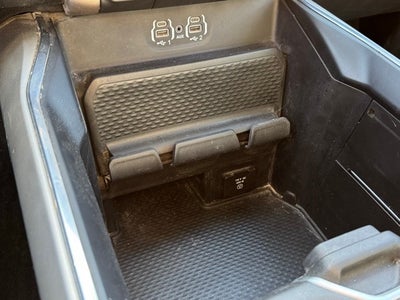 2022 RAM 1500 Laramie w/ Blindspot Detection + Heated Steering Wheel