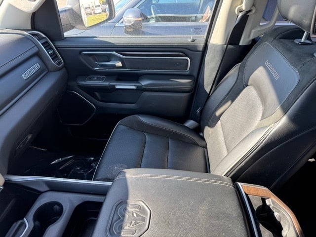 2022 RAM 1500 Laramie w/ Blindspot Detection + Heated Steering Wheel