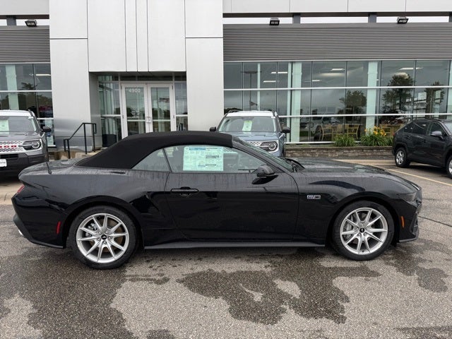 2025 Ford Mustang GT Premium w/Active Valve Exhaust + B&O Sound System