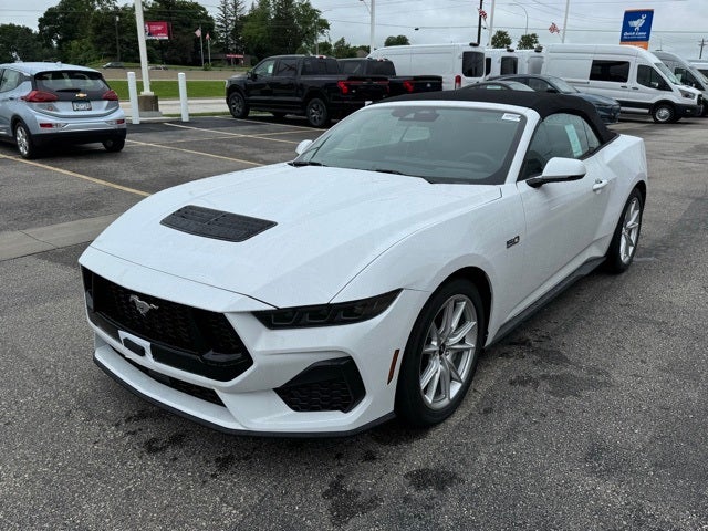 2025 Ford Mustang GT Premium w/Active Valve Exhaust + B&O Sound System