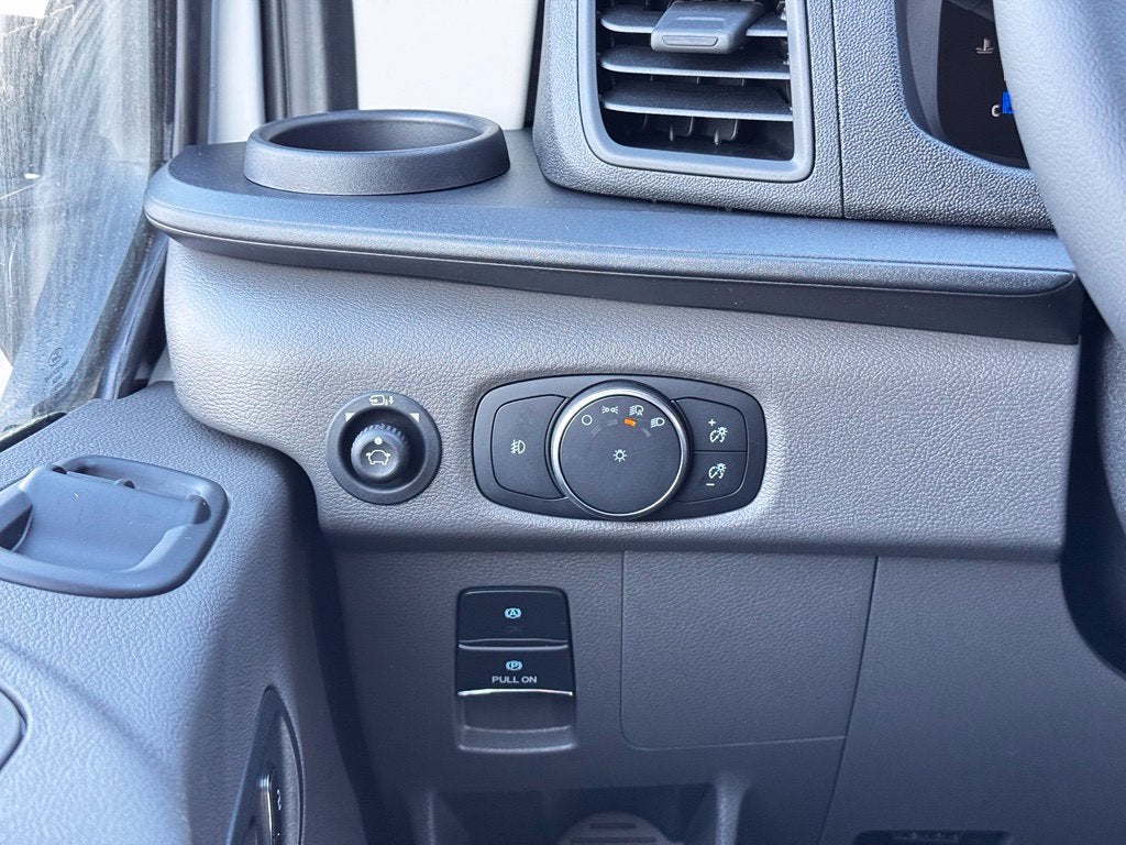 2027 Ford Transit-350 XL