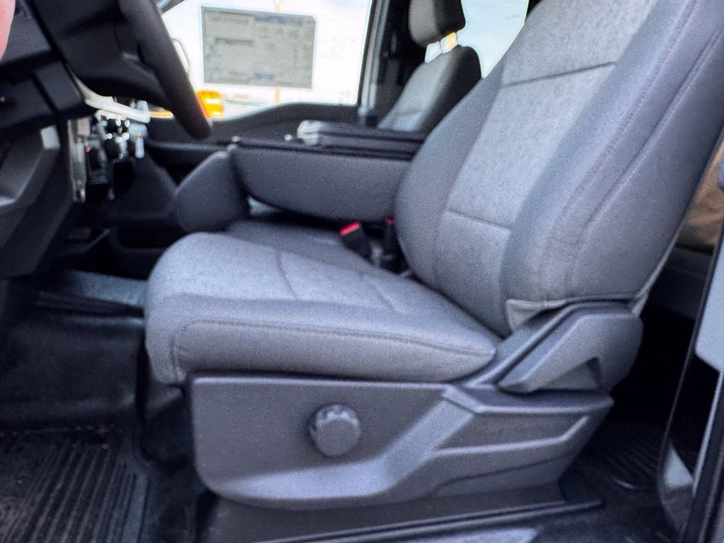 2027 Ford F-550SD XL DRW