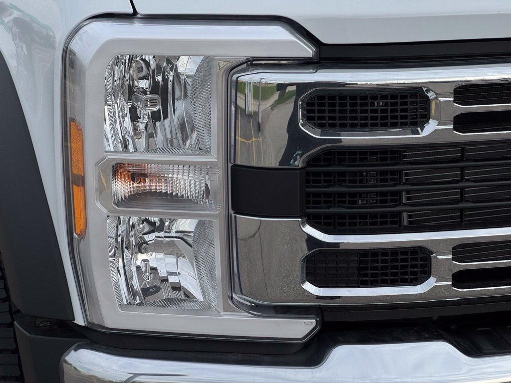 2027 Ford F-550SD XL DRW