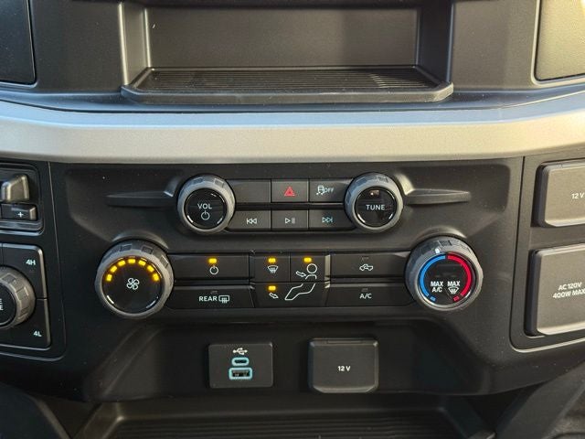 2026 Ford F-550SD w/ Chrome Pkg DRW