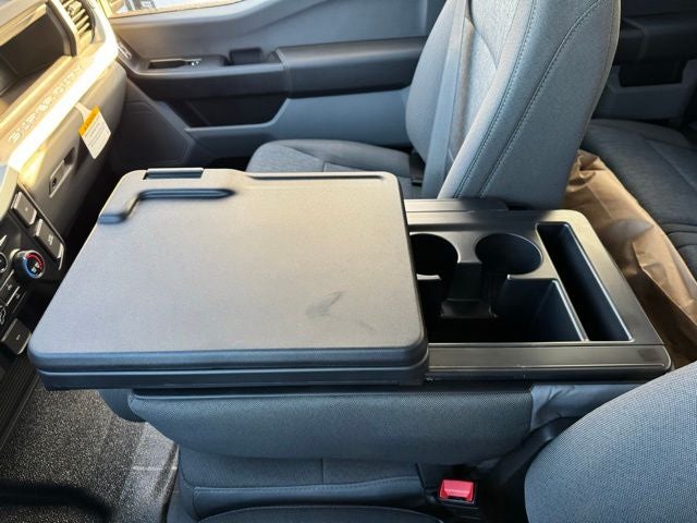 2026 Ford F-550SD w/ Chrome Pkg DRW