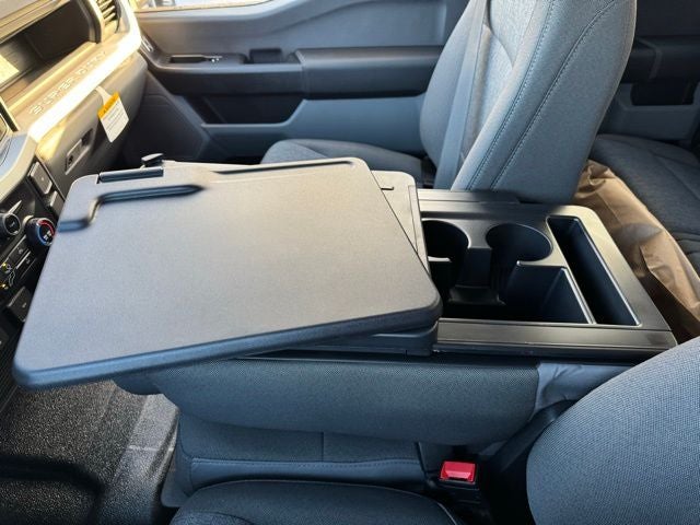 2026 Ford F-550SD w/ Chrome Pkg DRW