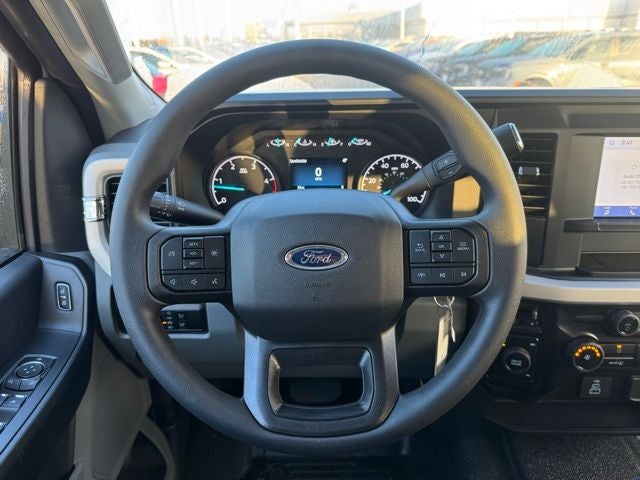 2026 Ford F-550SD w/ Chrome Pkg DRW