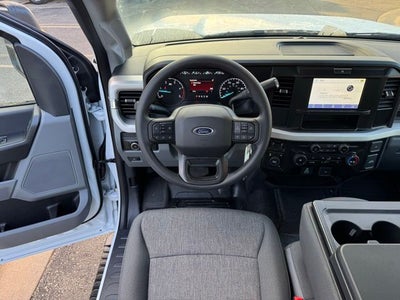 2026 Ford F-550SD w/ Chrome Pkg DRW