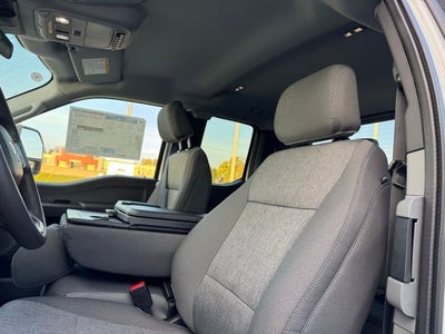 2026 Ford F-550SD w/ Chrome Pkg DRW