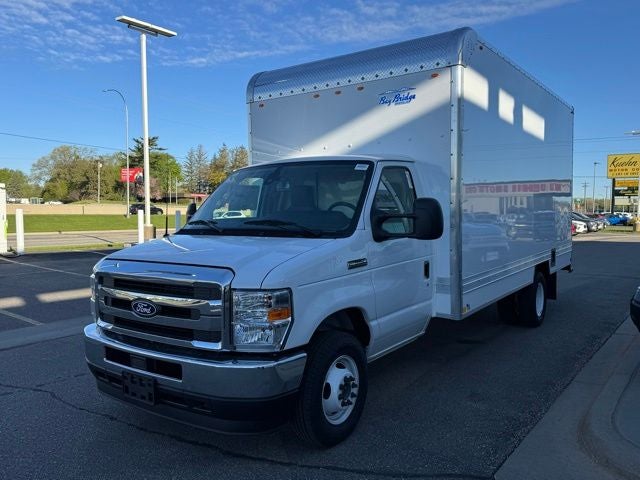 2027 Ford E-350SD Base Cutaway