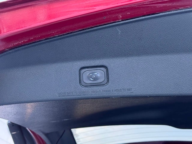 2017 Ford Explorer XLT w/ Twin Panel Moonroof + Tow Package