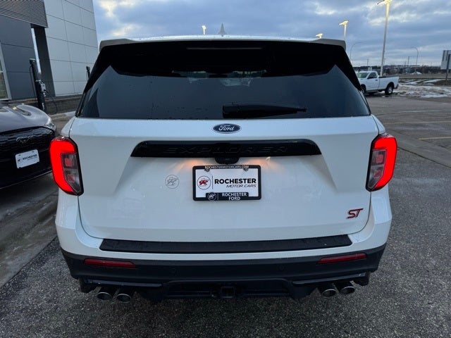 2022 Ford Explorer ST w/ Twin Panel Moonroof + Adaptive Cruise