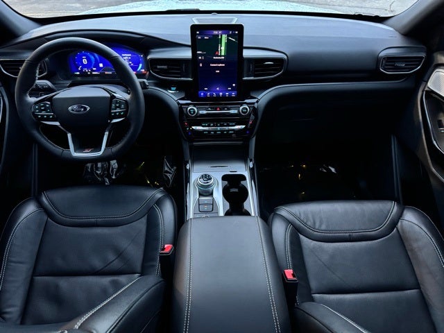 2022 Ford Explorer ST w/ Twin Panel Moonroof + Adaptive Cruise