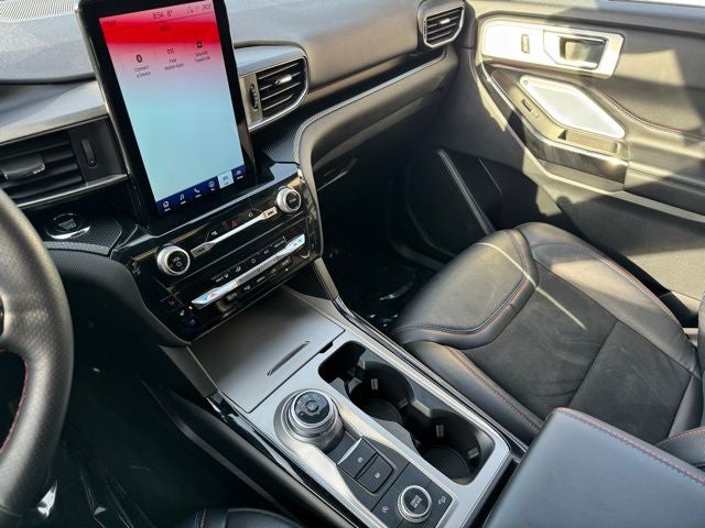 2023 Ford Explorer ST w/ Street Pack