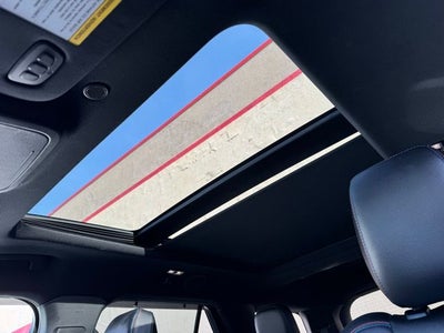 2023 Ford Explorer ST w/ Street Pack
