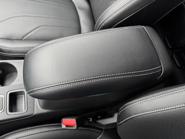 2026 Ford Escape Plug-In Hybrid Base w/Tow Pkg + 360 Camera