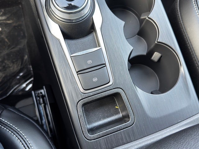 2026 Ford Escape Plug-In Hybrid Base w/ Tow Pkg & Panoramic Roof