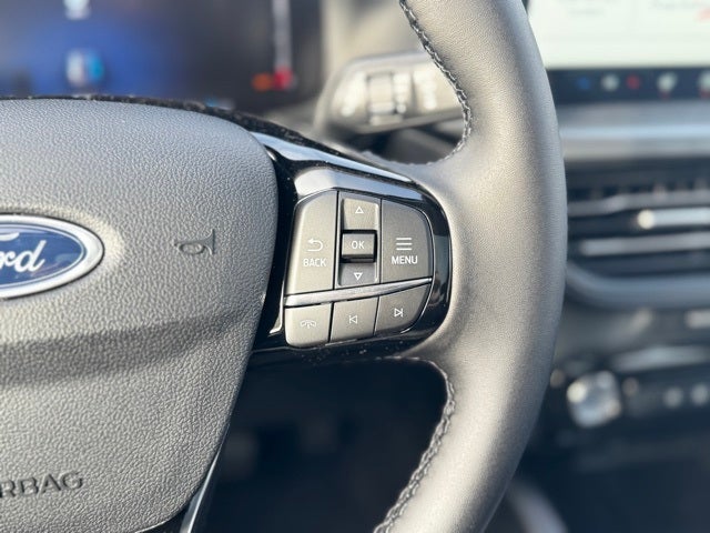 2026 Ford Escape Plug-In Hybrid Base w/ Tow Pkg & Panoramic Roof