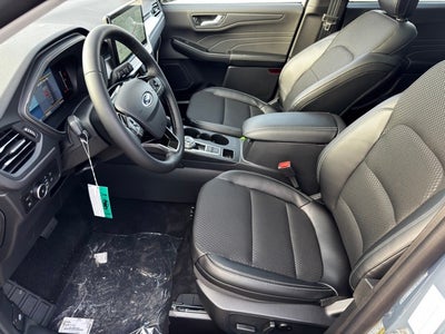 2026 Ford Escape Plug-In Hybrid Base w/ Tow Pkg & Panoramic Roof