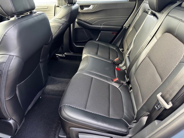 2026 Ford Escape Plug-In Hybrid Base w/ Tow Pkg & Panoramic Roof