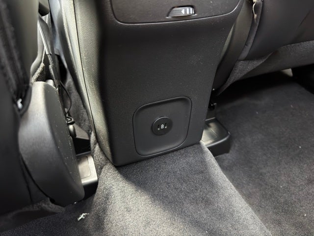 2026 Ford Escape Plug-In Hybrid Base w/ Tow Pkg & Panoramic Roof