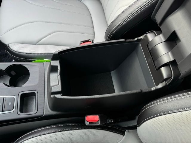 2025 Ford Escape Plug-In Hybrid Base w/Paint Protection Film