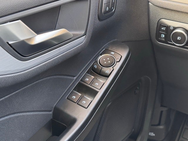 2025 Ford Escape Plug-In Hybrid Base w/Panoramic Vista Roof + 360 Camera