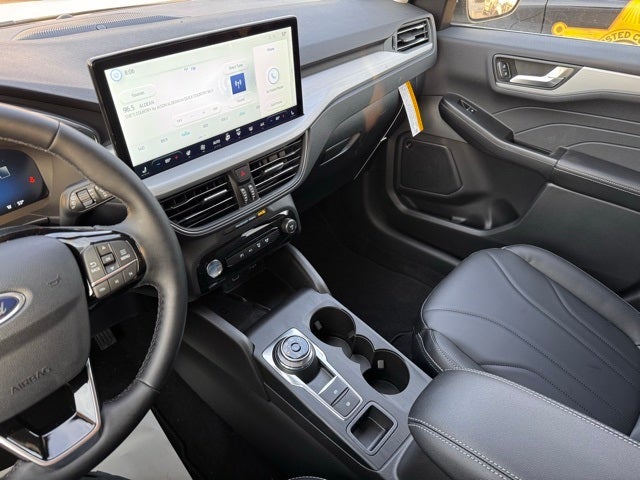 2025 Ford Escape Plug-In Hybrid Base w/Panoramic Vista Roof + 360 Camera