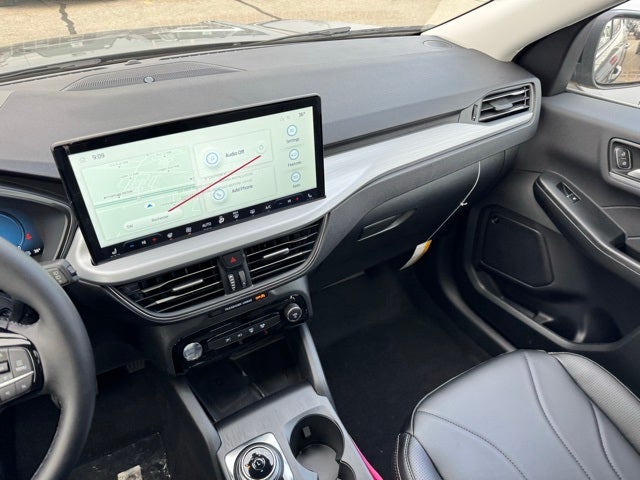 2026 Ford Escape Plug-In Hybrid Base w/Panoramic Moonroof + 360 Camera