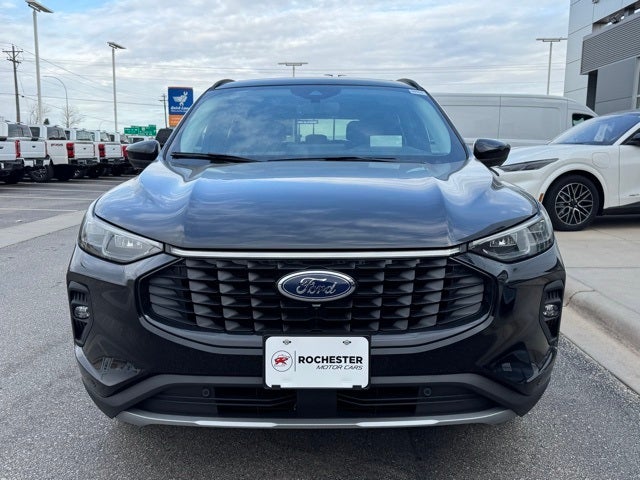 2026 Ford Escape Plug-In Hybrid Base w/Panoramic Moonroof + 360 Camera