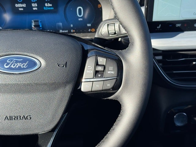 2026 Ford Escape Plug-In Hybrid Base w/ Tech Pkg & Tow Pkg