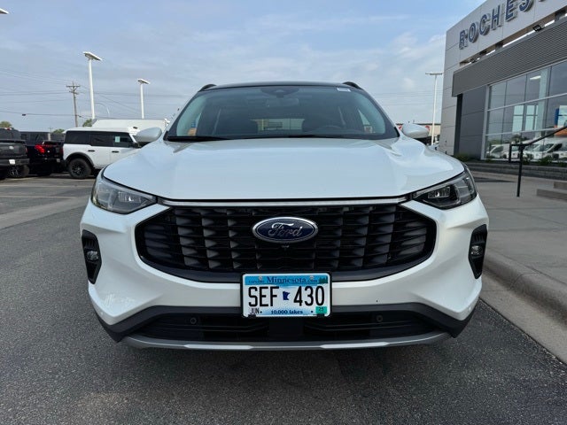 2025 Ford Escape Plug-In Hybrid Base w/ Panoramic Vista Roof + 360 Camera